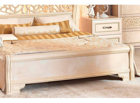 Кровать с изогнутым изголовьем и с решеткой, без матраса, спальное место 180*200 - 625.211